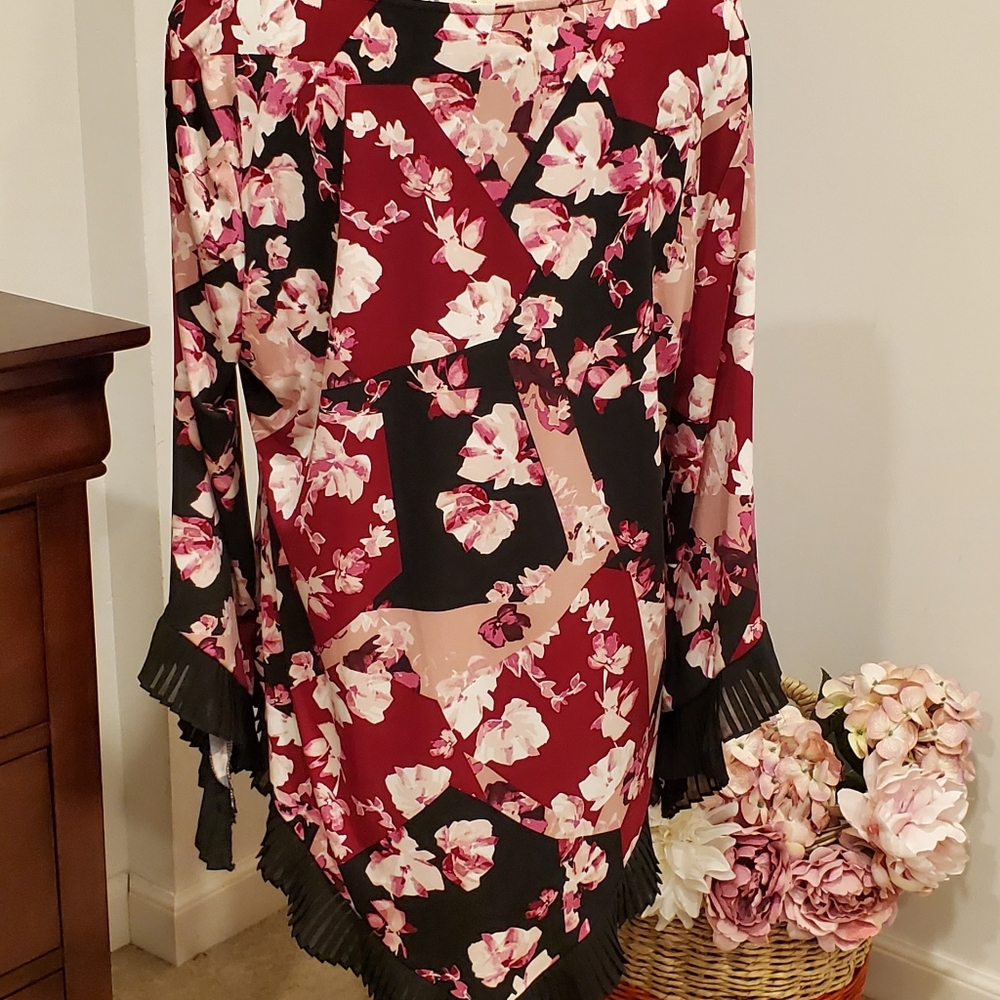 Alfani Women Long Sleeve Floral Tunic,Asimetric Cut Size XL